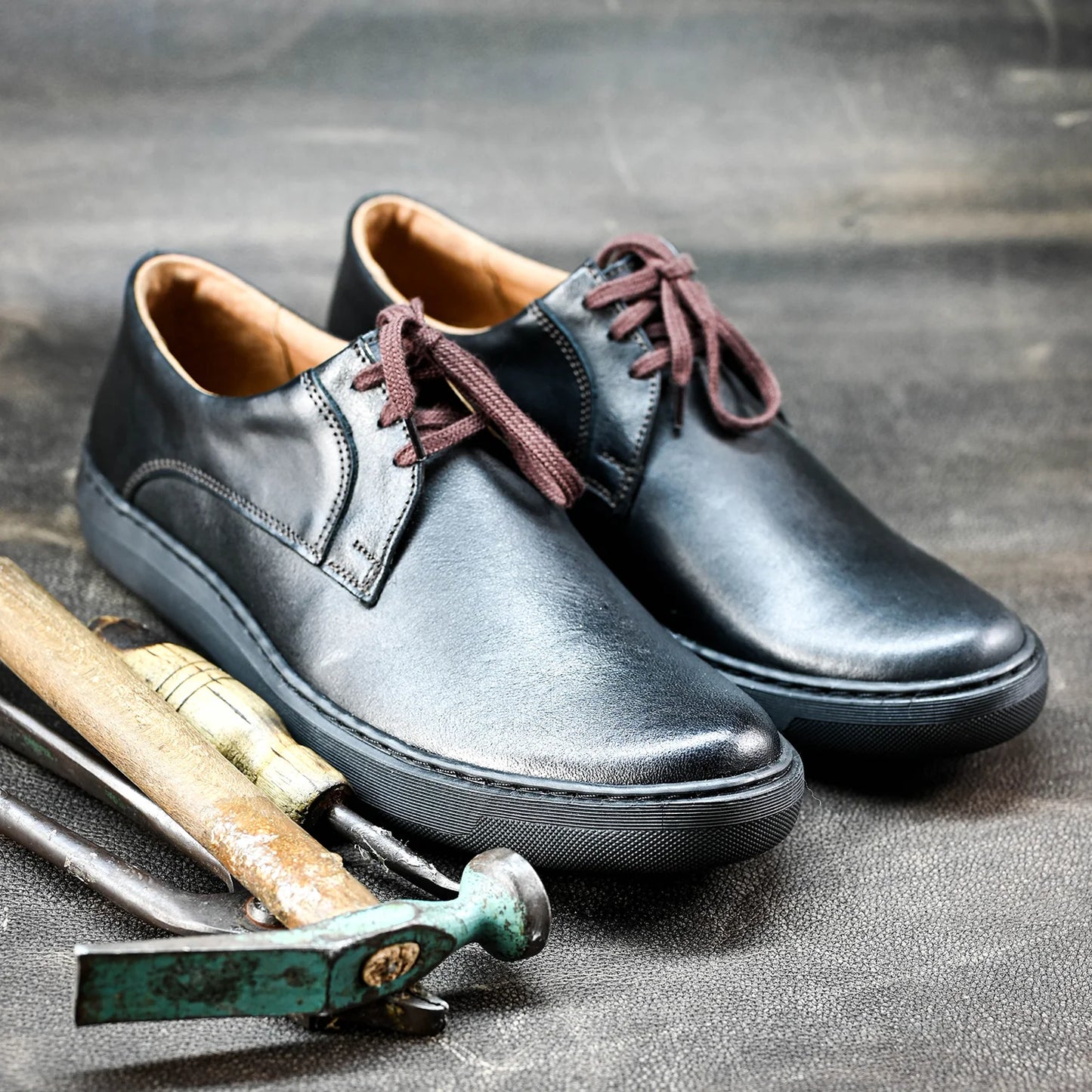 Pánské kožené polobotky Luca – ručně šité černé | KarolShoes