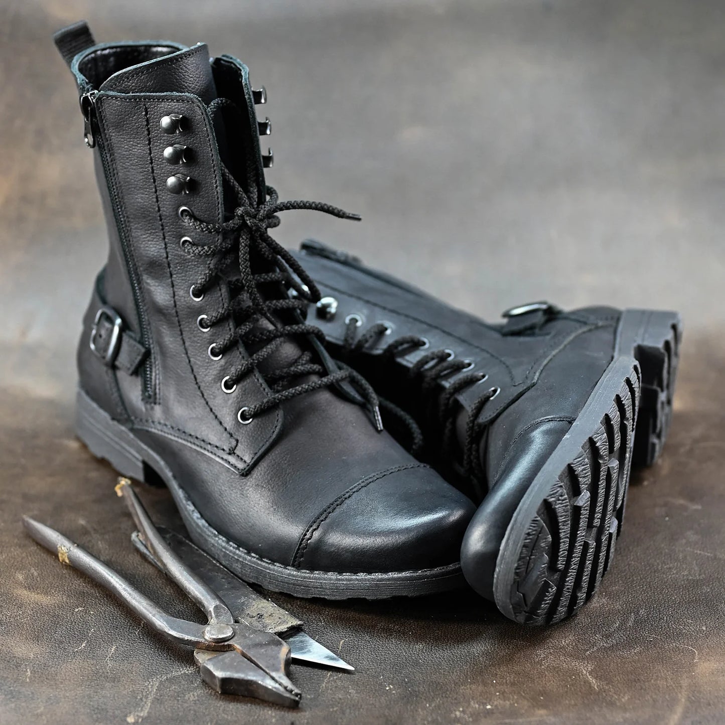 Pánské vysoké kožené boty Noah Černé – ručně šité z prémiové kůže | KarolShoes