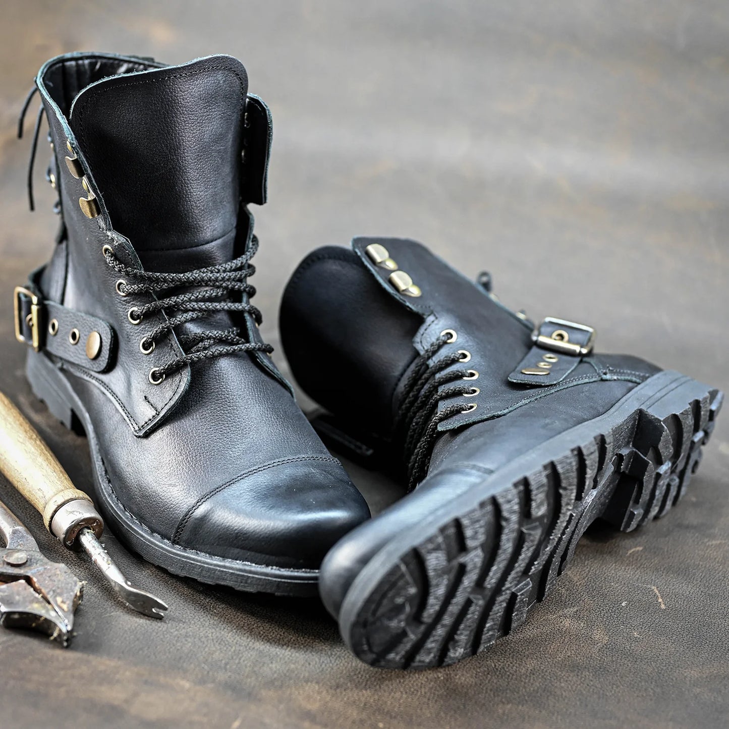 Pánské kožené boty Fabien Černé – ručně šité elegantní boty z italské kůže | KarolShoes